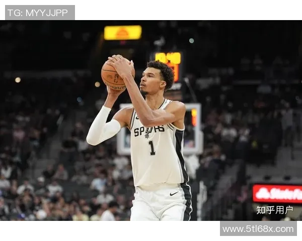 2015年NBA季后赛马刺与快船激战抢七的经典对决回顾与分析 2015年NBA季后赛马刺与快船激战抢七的经典对决回顾与分析