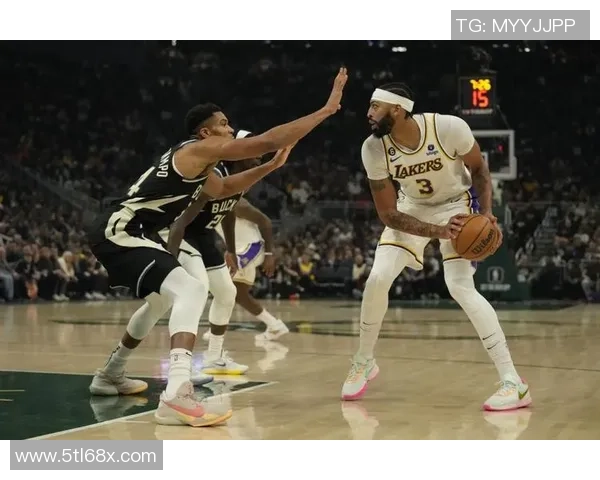 2021年1月22日湖人与雄鹿精彩对决全场录像回放及赛后分析 2021年1月22日湖人与雄鹿精彩对决全场录像回放及赛后分析