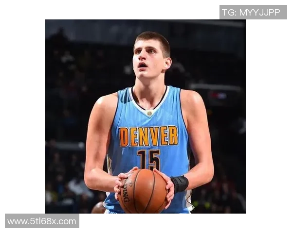 乔尔恩比德:从天赋异禀到NBA巨星的奋斗之路与辉煌成就 乔尔恩比德:从天赋异禀到NBA巨星的奋斗之路与辉煌成就