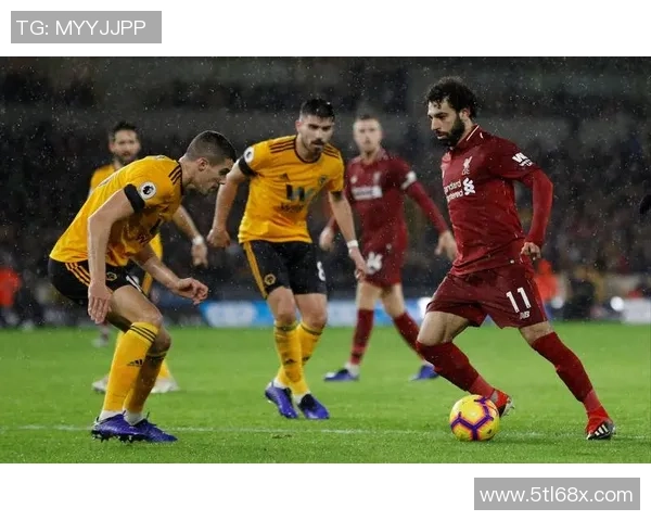 利物浦主场迎战狼队争夺英超积分巅峰对决即将上演 利物浦主场迎战狼队争夺英超积分巅峰对决即将上演