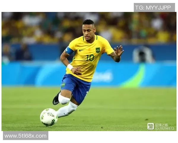 哈维西蒙斯的足球之路：从天才少年到职业球员的成长历程